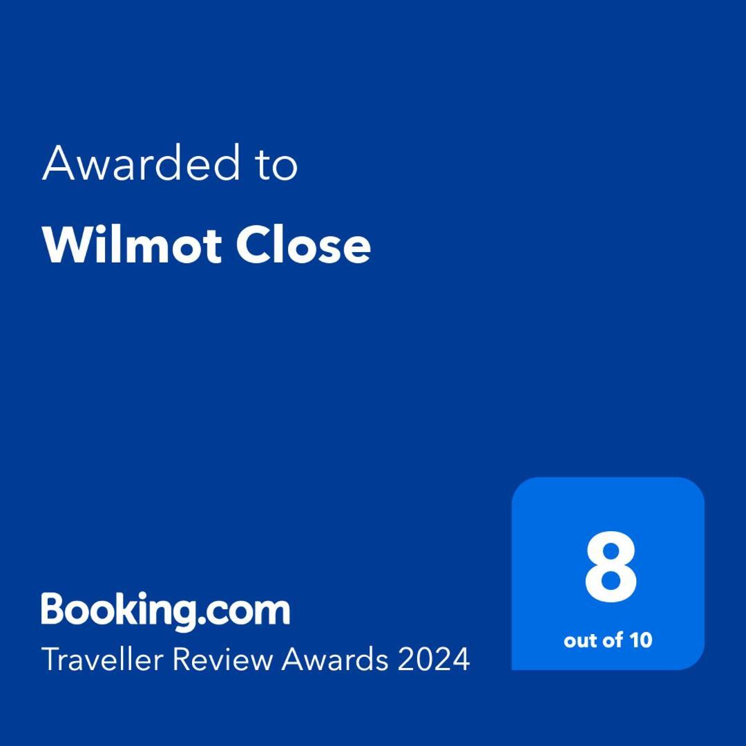 Wilmot Close Лондон Екстериор снимка